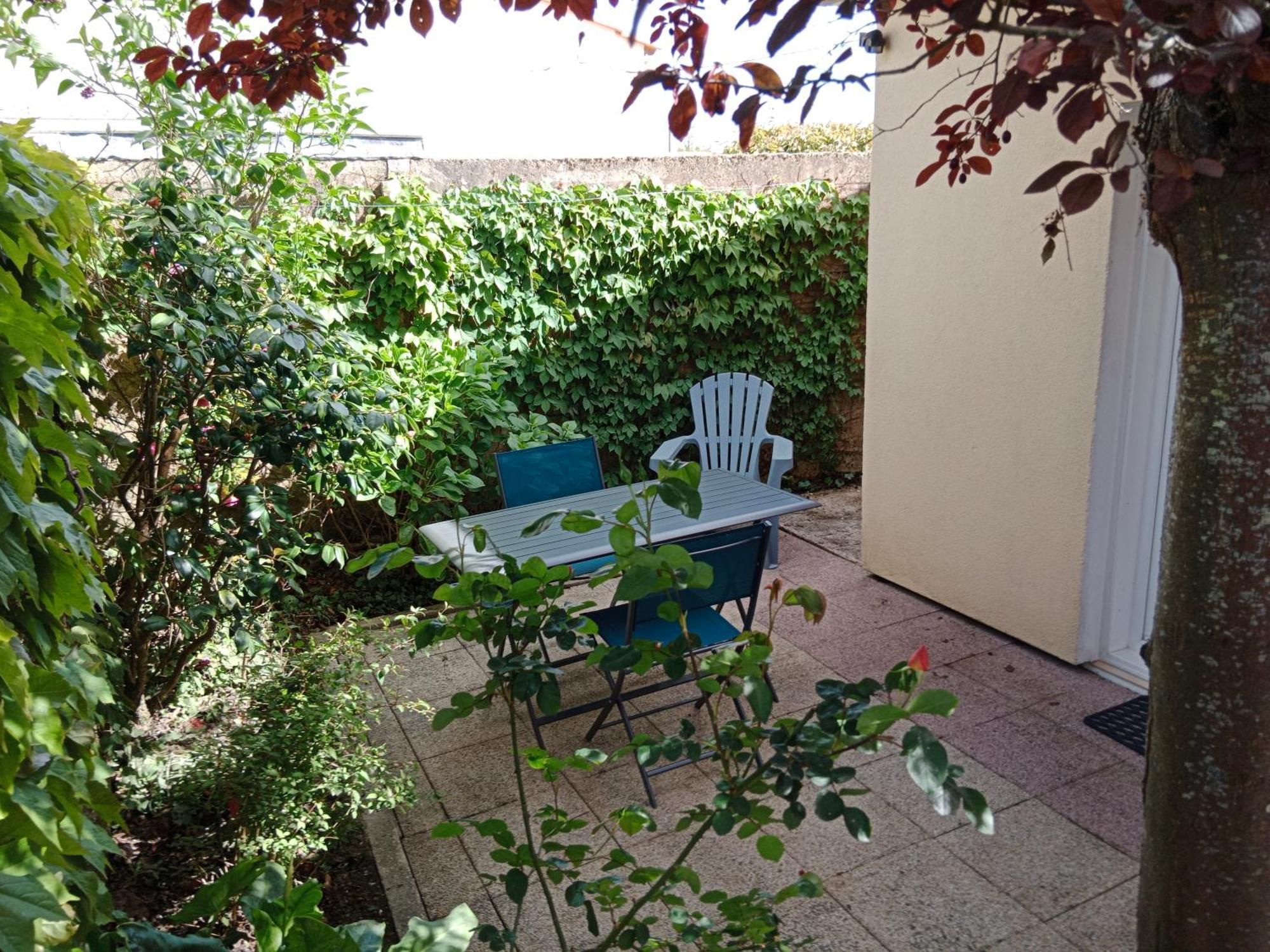 Les Rosiers Villa ชาลองส์ ภายนอก รูปภาพ